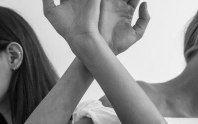 Yogahouding 3: ‘Lying Butterfly pose’ met lichte hartopener